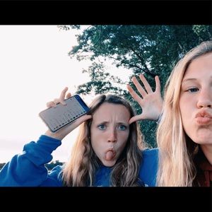 Meet your Posher, Christina